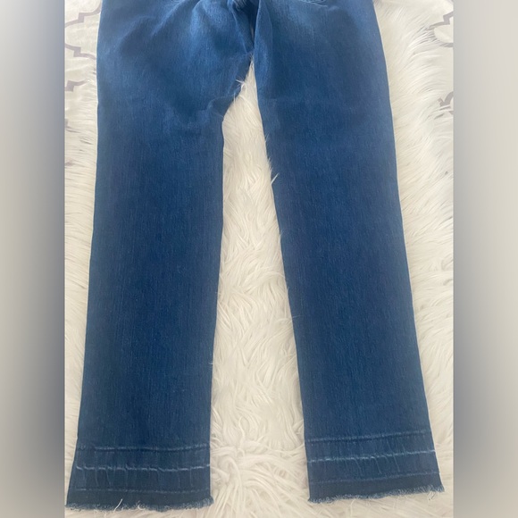 SOLD Michael Kors Izzy Undone Raw Edge Skinny Jeans - Picture 9 of 9